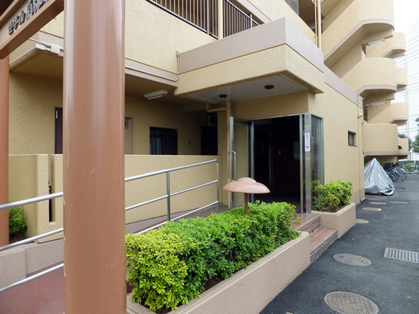 セザール南林間の外観