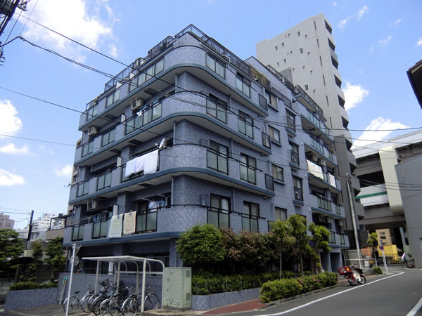 セザール板橋の外観