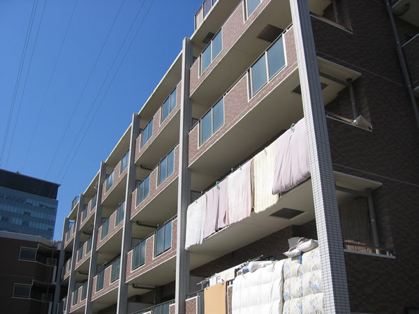 コンフォートパレス菊名ウエストコートの外観