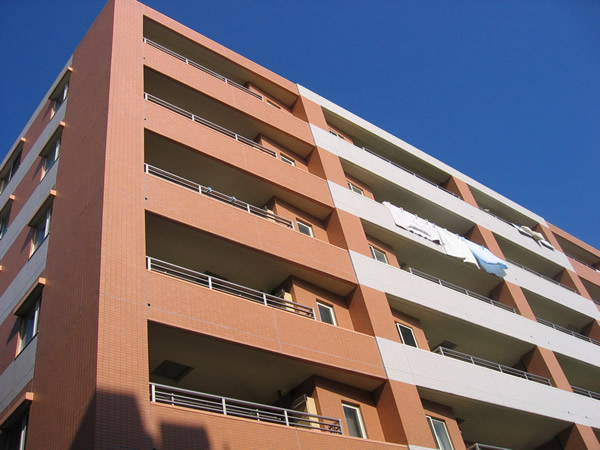 ハイセレサ菊名アクティールの外観