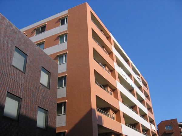 ハイセレサ菊名アクティールの外観