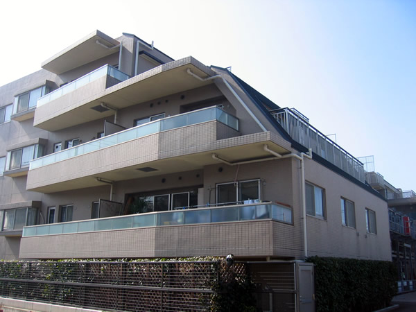 ミオカステーロ市ヶ尾の外観