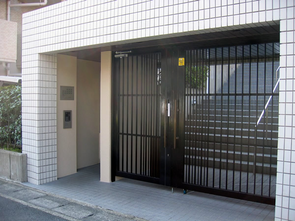 青葉台パークホームズの外観