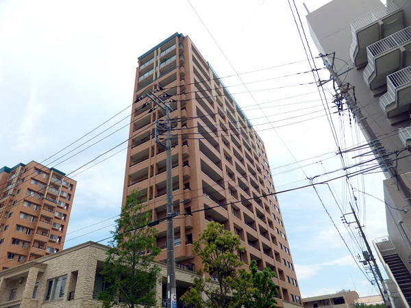 シティハウス中央林間ＷＥＳＴタワーの外観