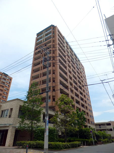 シティハウス中央林間ＷＥＳＴタワーの外観