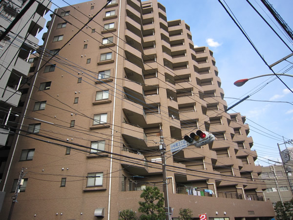 朝日パリオ武蔵小杉の外観