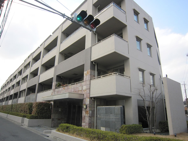 D'クラディアシーズンプレイスの外観