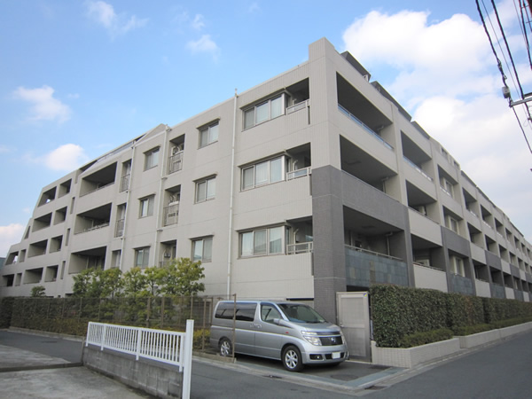 D'クラディアシーズンプレイスの外観