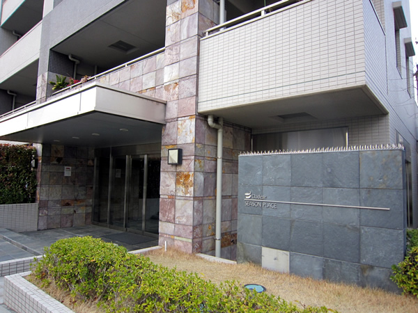 D'クラディアシーズンプレイスの外観