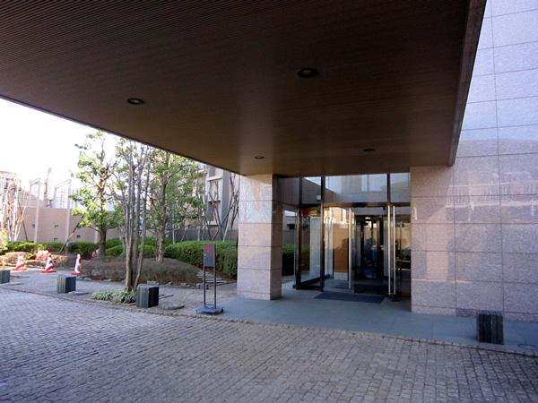 コスモステージ武蔵新城の外観