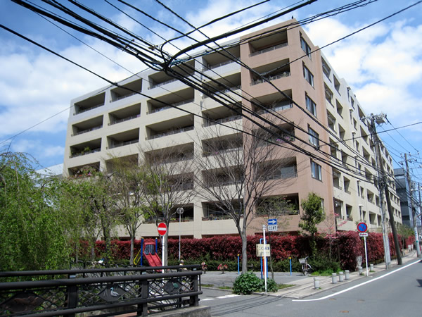 二子多摩川パークホームズビューパティオの外観