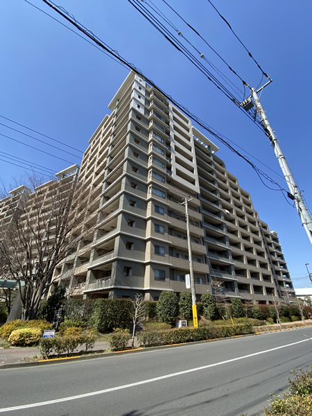 エアーズシティアクアコートの外観