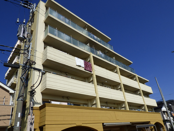 カインドステージ鶴間の外観