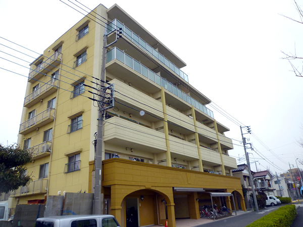 カインドステージ鶴間の外観