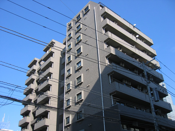 ビッグヴァン新横浜の外観