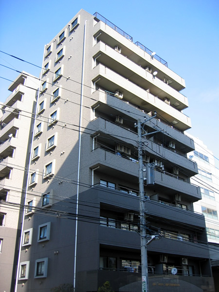 ビッグヴァン新横浜の外観