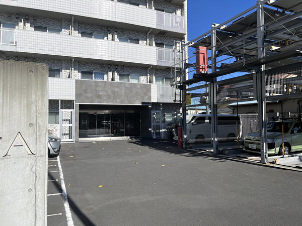 クレヴィスタ横浜新子安の外観