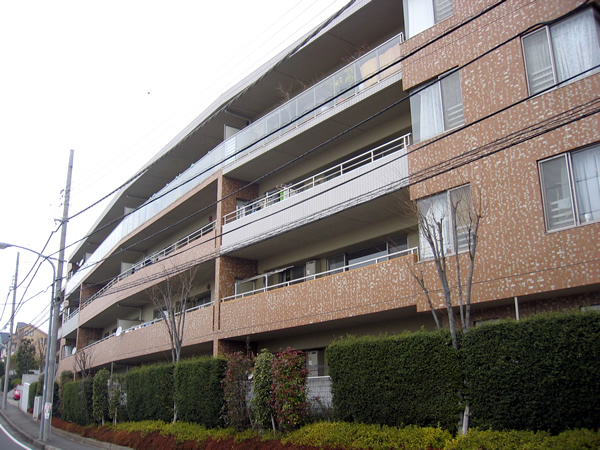 ヒューマンスクエアたまプラーザヒルテイジの外観