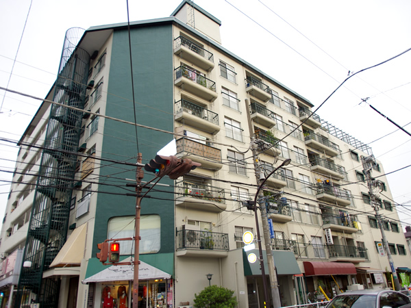 興栄マンションむさしのの外観