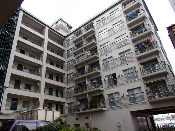 興栄マンションむさしのの外観