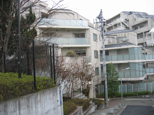 パークハウス池田山公園－白金台の杜－E棟 ヒルサイドコートの外観