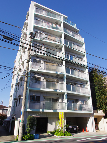 コンフォラス久米川の外観