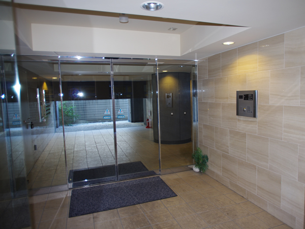 コンフォラス久米川の外観