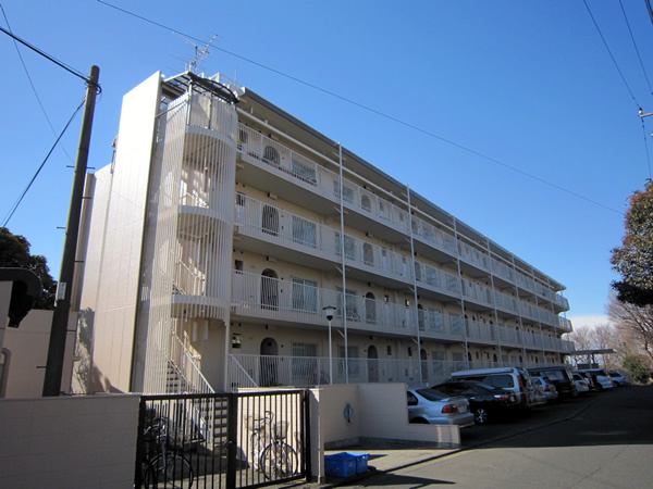 メゾン久末の外観