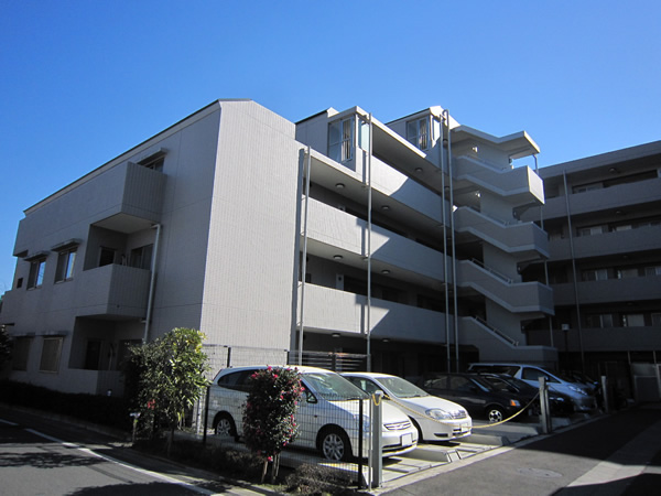 パークハウス武蔵新城ソレイユテラスの外観