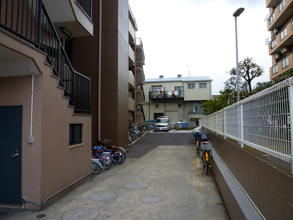 グランパーク南林間の外観