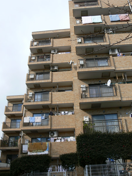 サンマンション青葉台ガーデンの外観