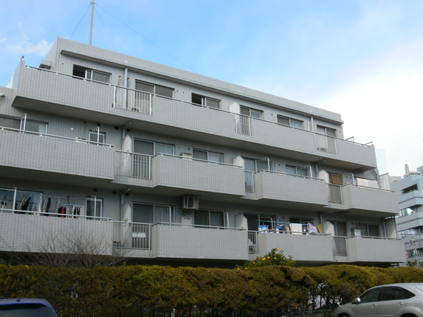 東急ドエルアルス青葉台の外観