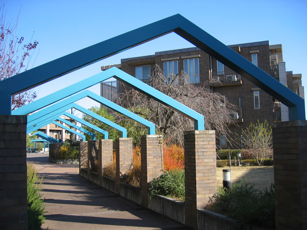 イディオスあざみ野Ｈ棟の外観