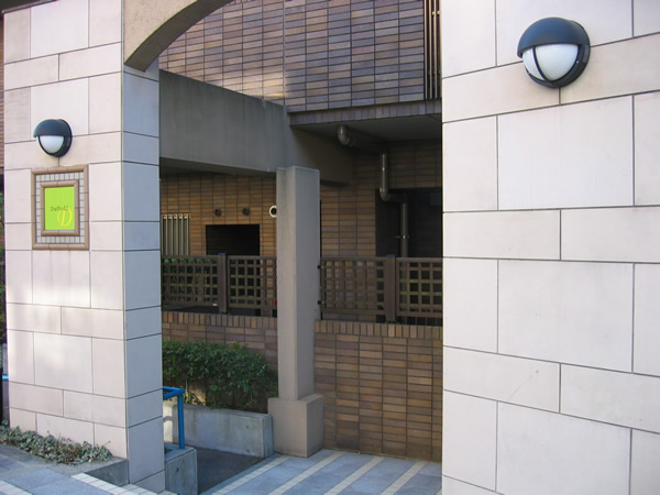 イディオスあざみ野Ｄ棟の外観