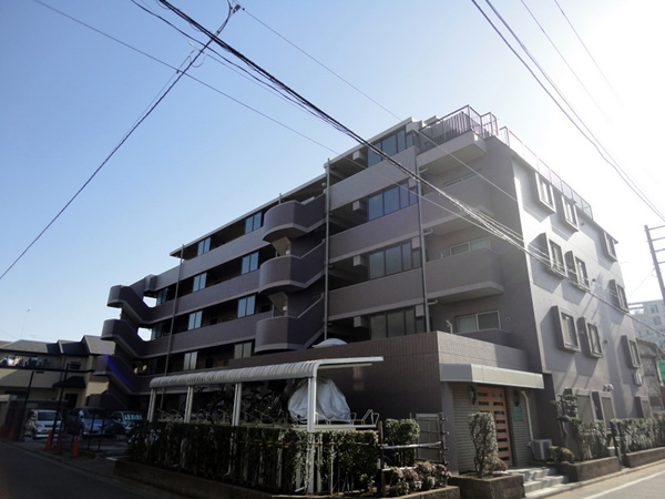 グレーシア鶴間エストヴィアーレの外観