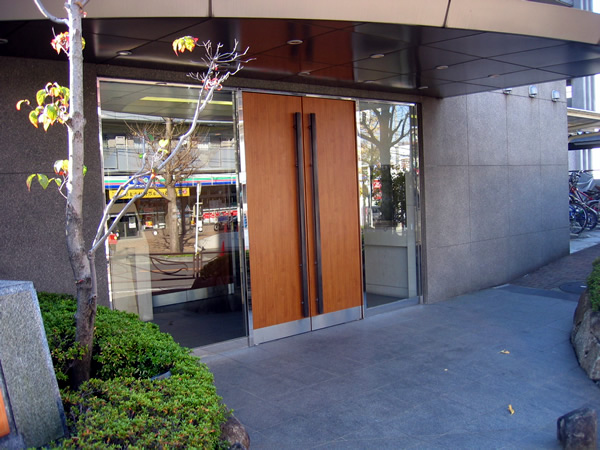 フェアロージュ栗平の外観