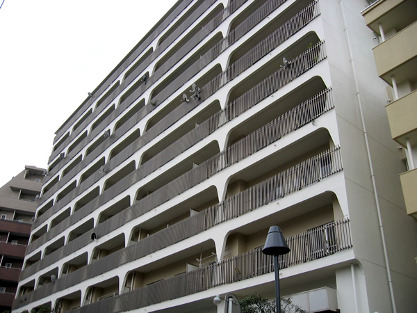 美しが丘ルピナスの外観