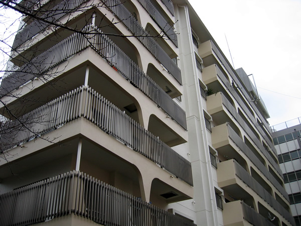 美しが丘ルピナスの外観