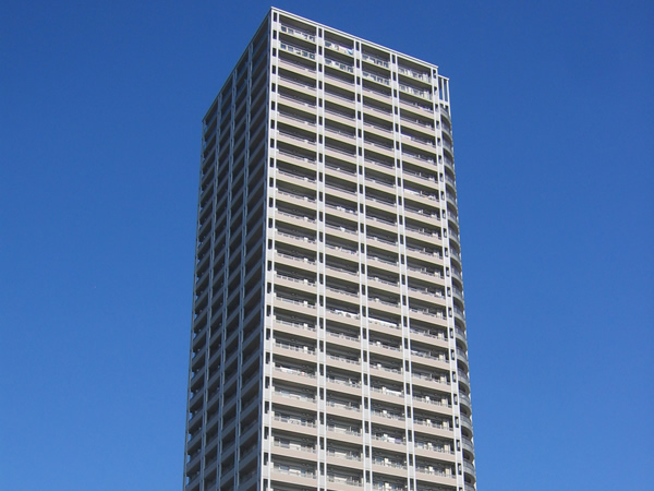 グランタワー調布国領ルパサージュの外観