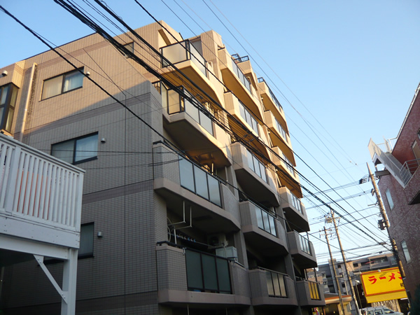 カインドステージ相武台の外観