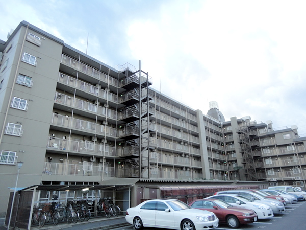 大和ハイデンスの外観