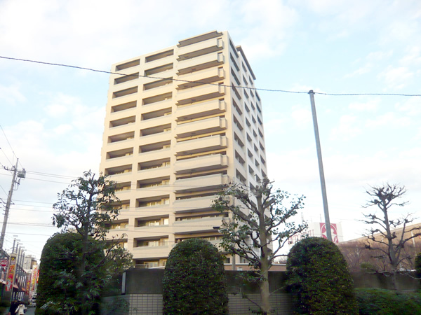 ライオンズステーションプラザ中央林間の外観