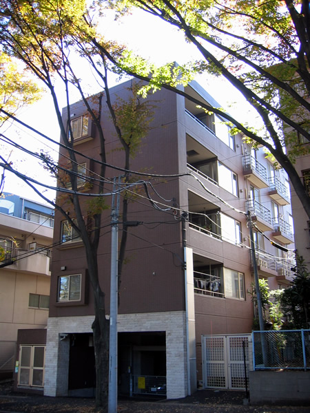 プレールロヴェ美しが丘の外観