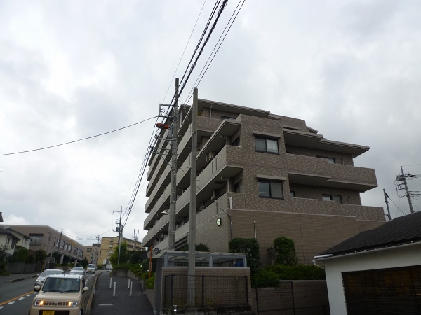 ライオンズマンション町田駅南の外観