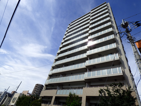 ブリリア南林間ハイライズの外観