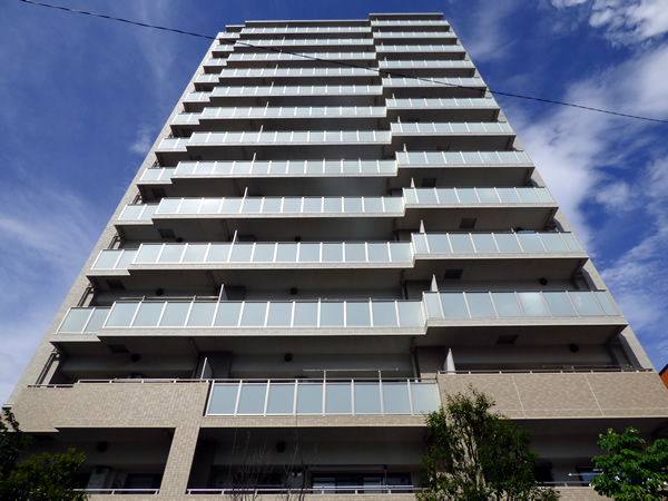 ブリリア南林間ハイライズの外観