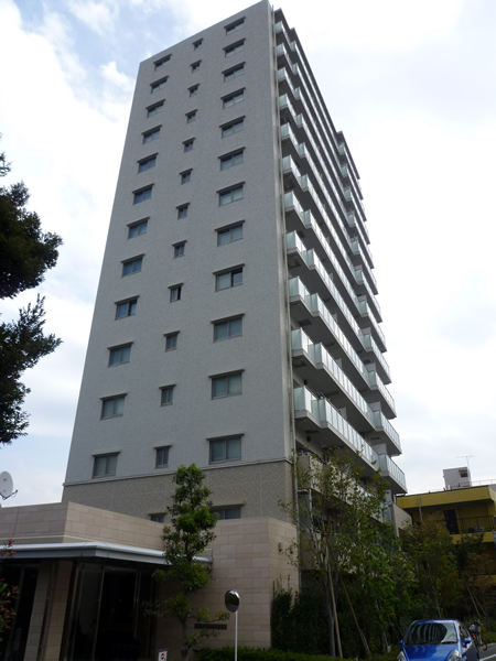 ブリリア南林間ハイライズの外観