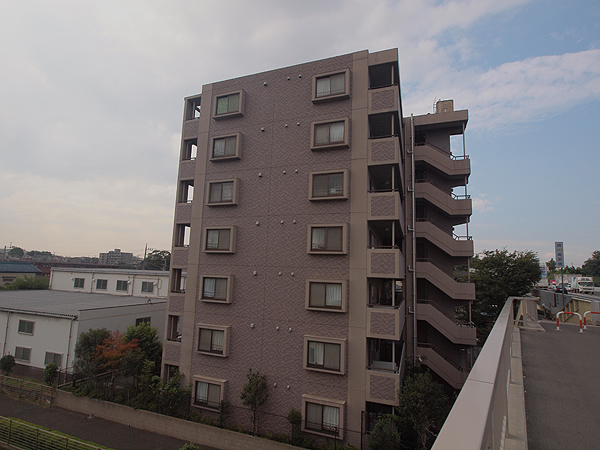 レサージュつきみ野の外観