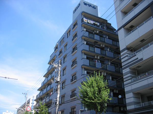 セザールパークサイド町田の外観