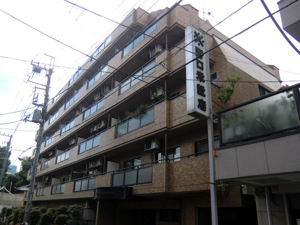 ライオンズマンション本蓮沼の外観